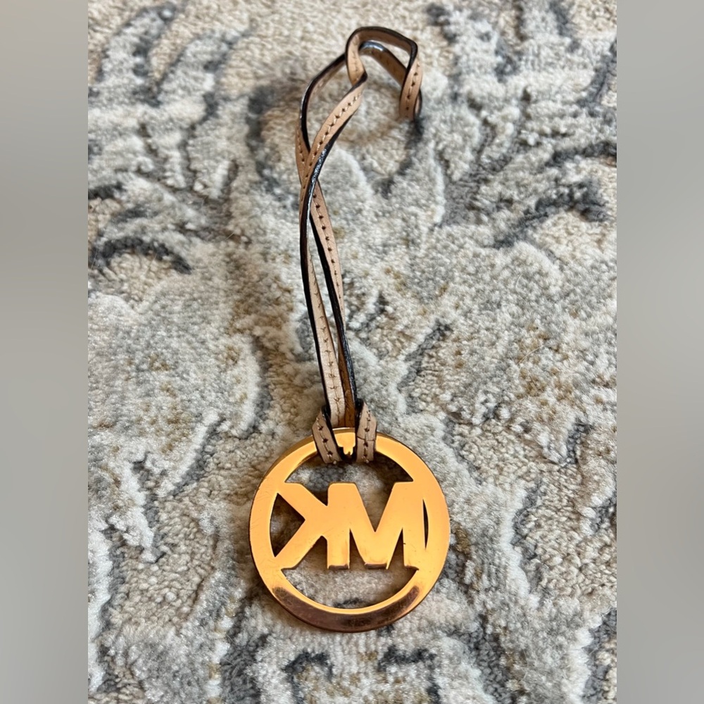 Michael Kors Rose Gold Logo Circle Charm with Taupe Strap - Picture 2 of 2
